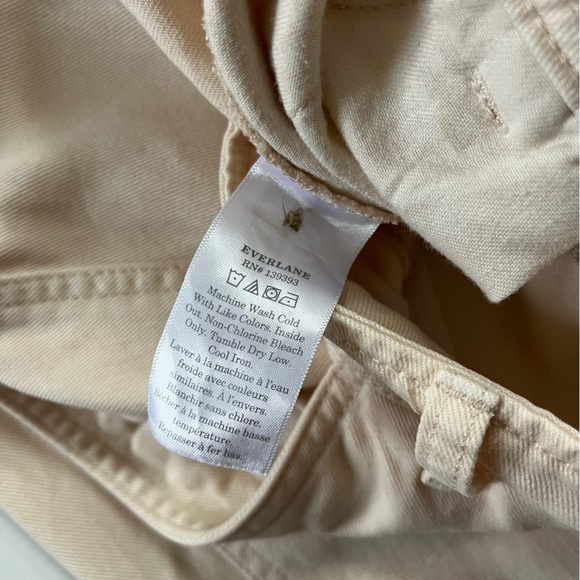 Everlane The Chino in Buttersoft 2 - Picture 11 of 15